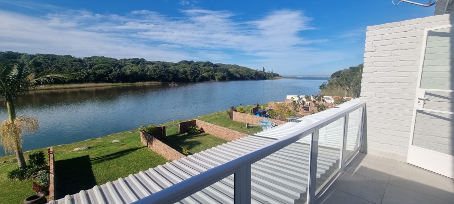 2 Bedroom Property for Sale in Beacon Bay Eastern Cape